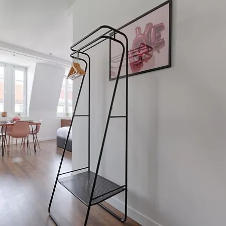Sd11 - Luxury Bright Flat 4p - Heart Of * Paris